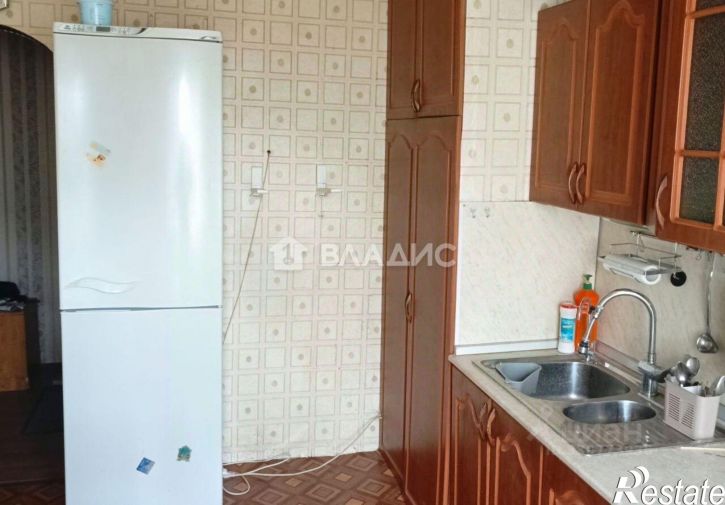 3-комн квартира ул Ладожская, 105,  д. 105