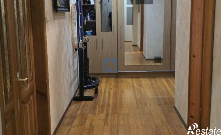 3-комн квартира ул Бугровка М., 18,  д. 18