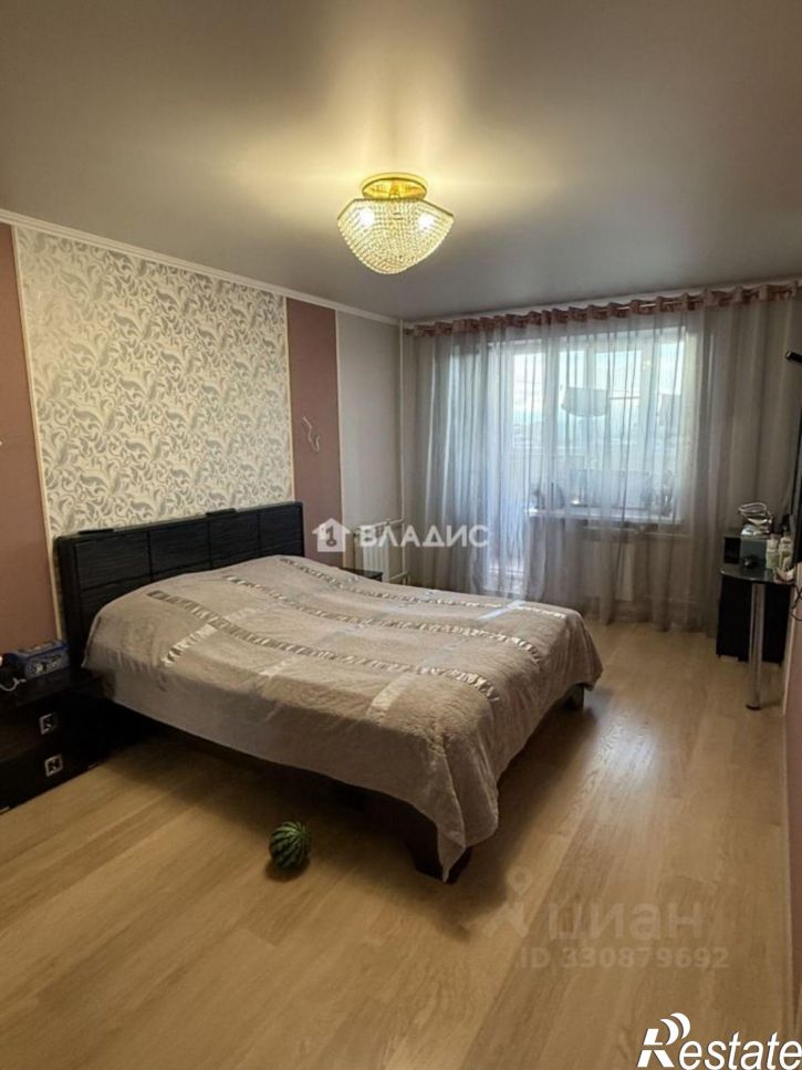 3-комн квартира ул 65-летия Победы, 1,  д. 1