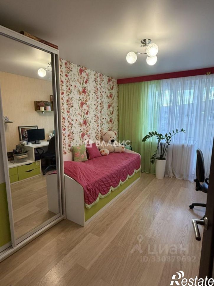 3-комн квартира ул 65-летия Победы, 1,  д. 1