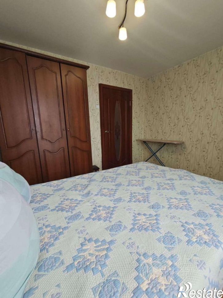 3-комн квартира пр-кт Победы, 126,  д. 126