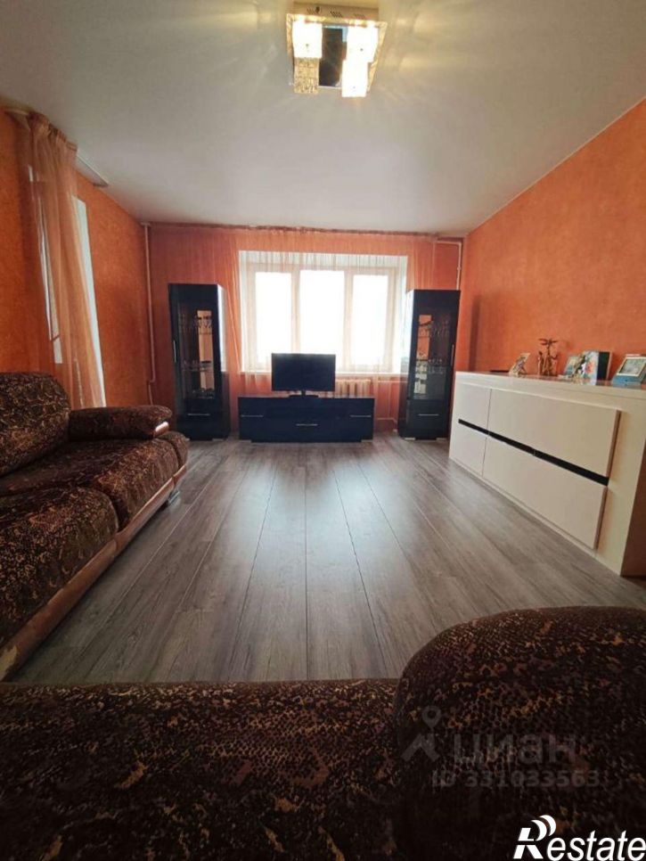3-комн квартира пр-кт Победы, 126,  д. 126