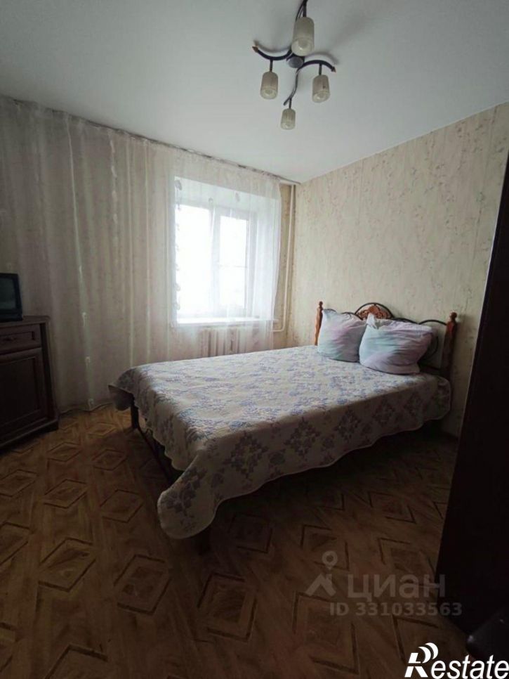 3-комн квартира пр-кт Победы, 126,  д. 126