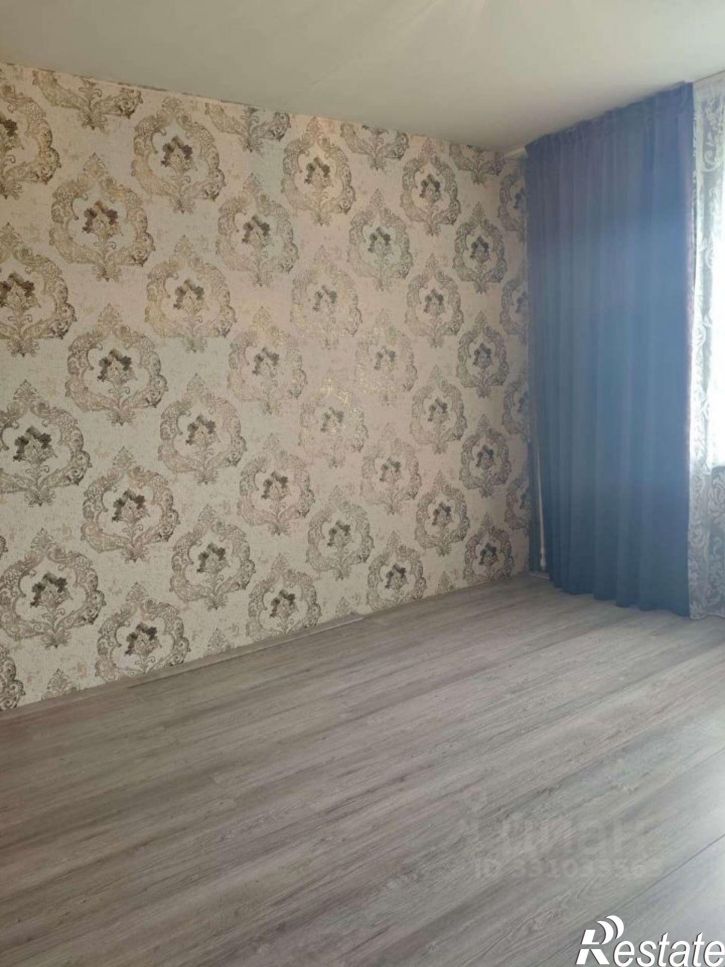3-комн квартира пр-кт Победы, 126,  д. 126