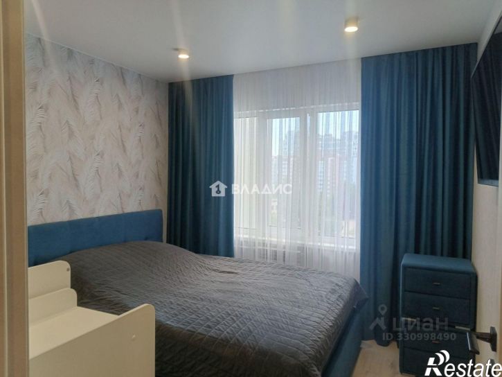 3-комн квартира пр-кт Строителей, 25,  д. 25