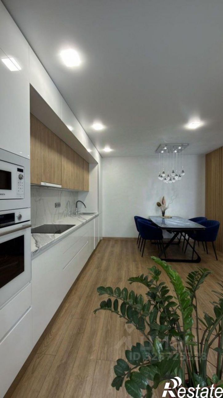 3-комн квартира ул Мира, 42,  д. 42