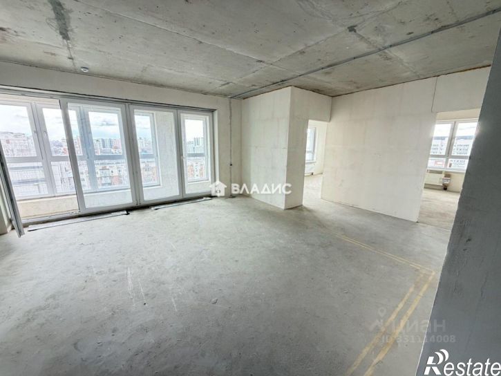 3-комн квартира ул Глазунова, 10,  д. 10