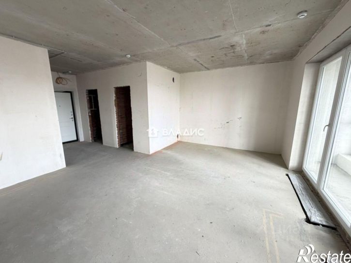 3-комн квартира ул Глазунова, 10,  д. 10