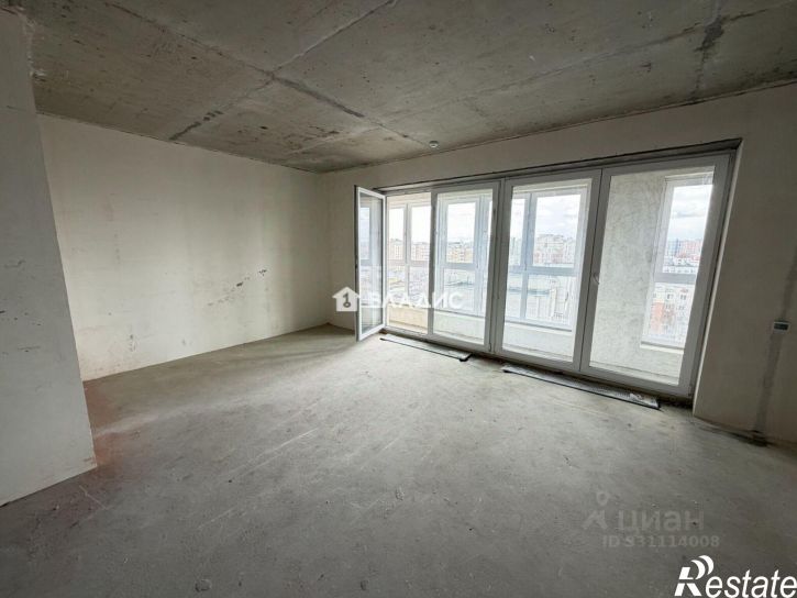 3-комн квартира ул Глазунова, 10,  д. 10