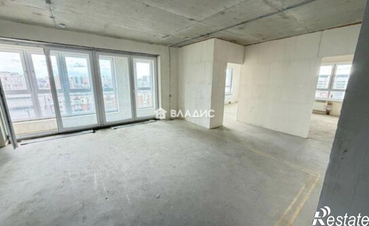 3-комн квартира ул Глазунова, 10,  д. 10