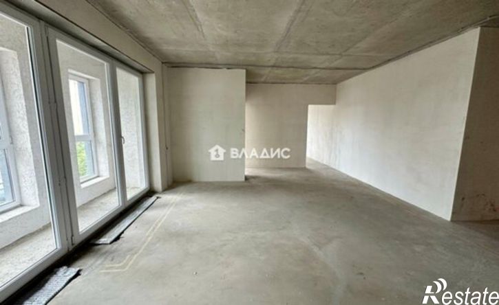 3-комн квартира ул Глазунова, 10,  д. 10