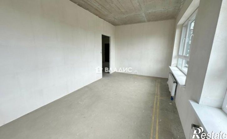 3-комн квартира ул Глазунова, 10,  д. 10