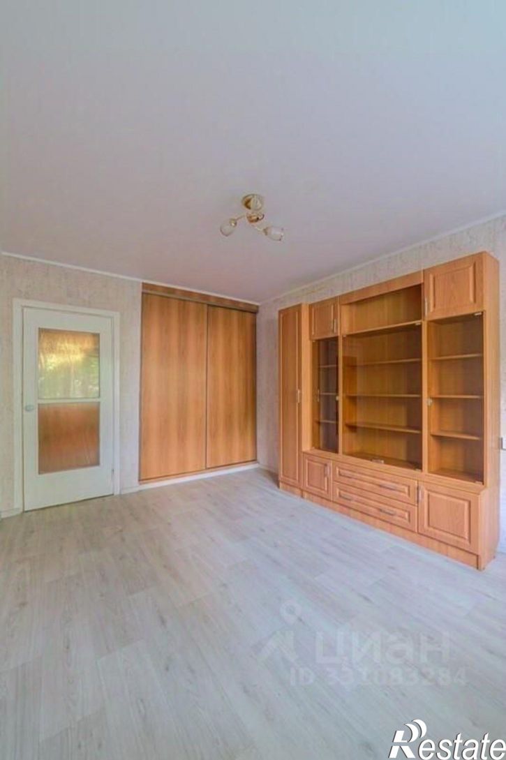 2-комн квартира пр-кт Победы, 95,  д. 95