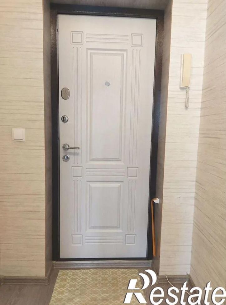 2-комн квартира Терновского, 158А