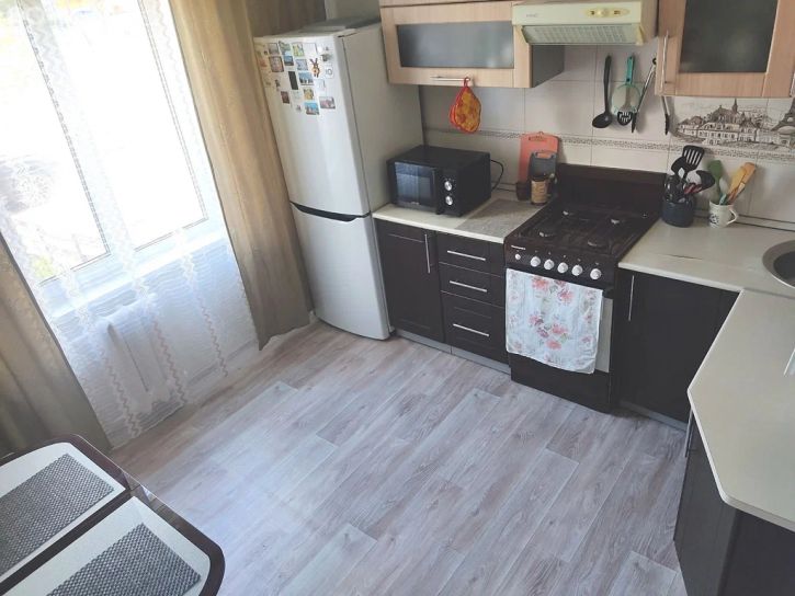2-комн квартира Терновского, 158А