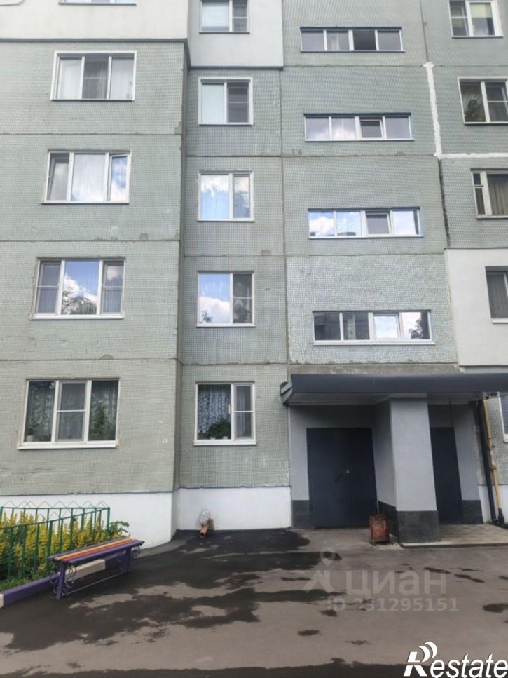 2-комн квартира пр-кт Строителей, 12,  д. 12