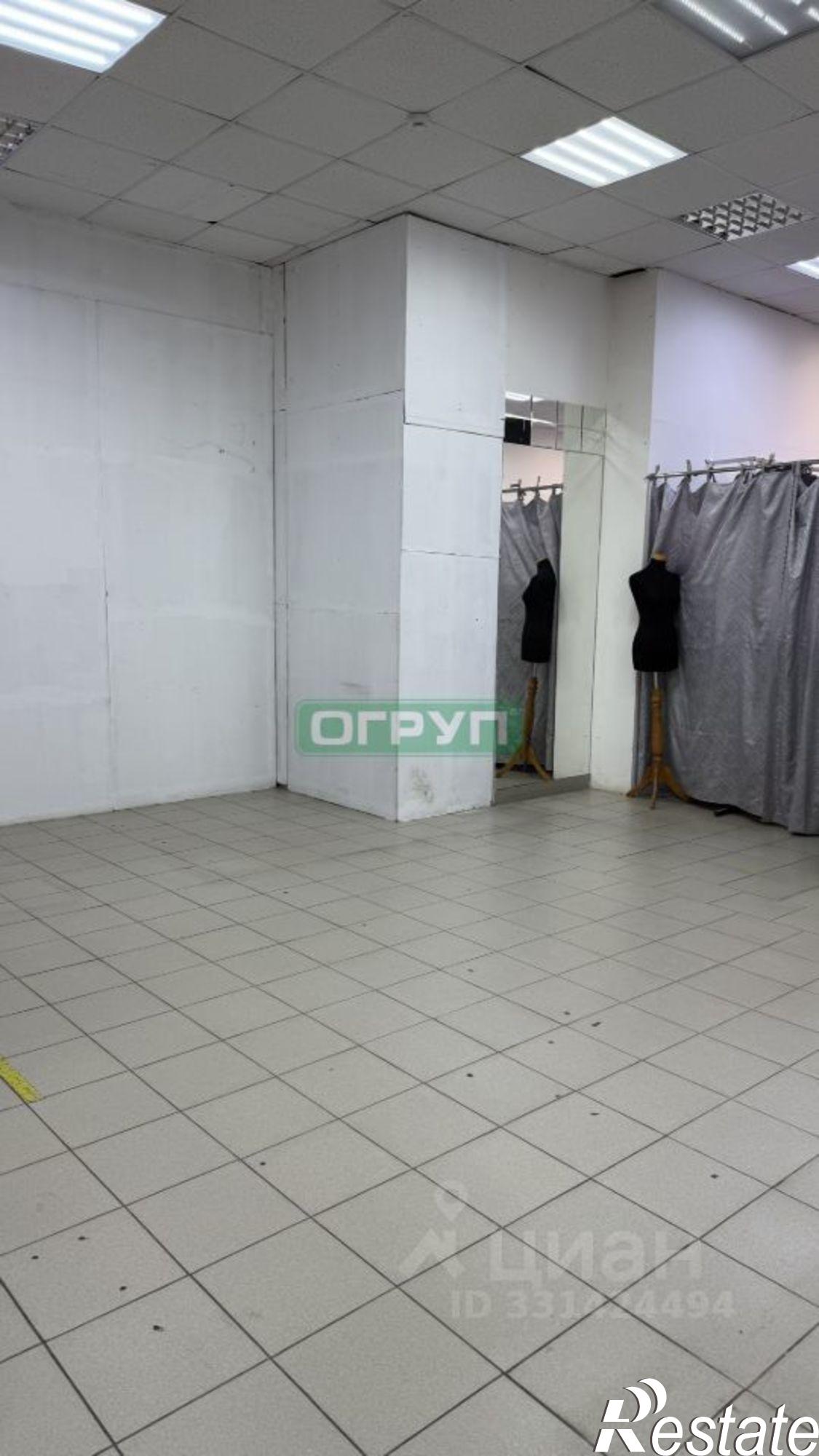 Сдать торговое помещение за 64 500 рублей на ул Московская, 82