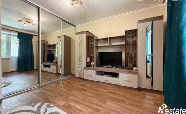 1-комн квартира ул Толстого, 3,  д. 3
