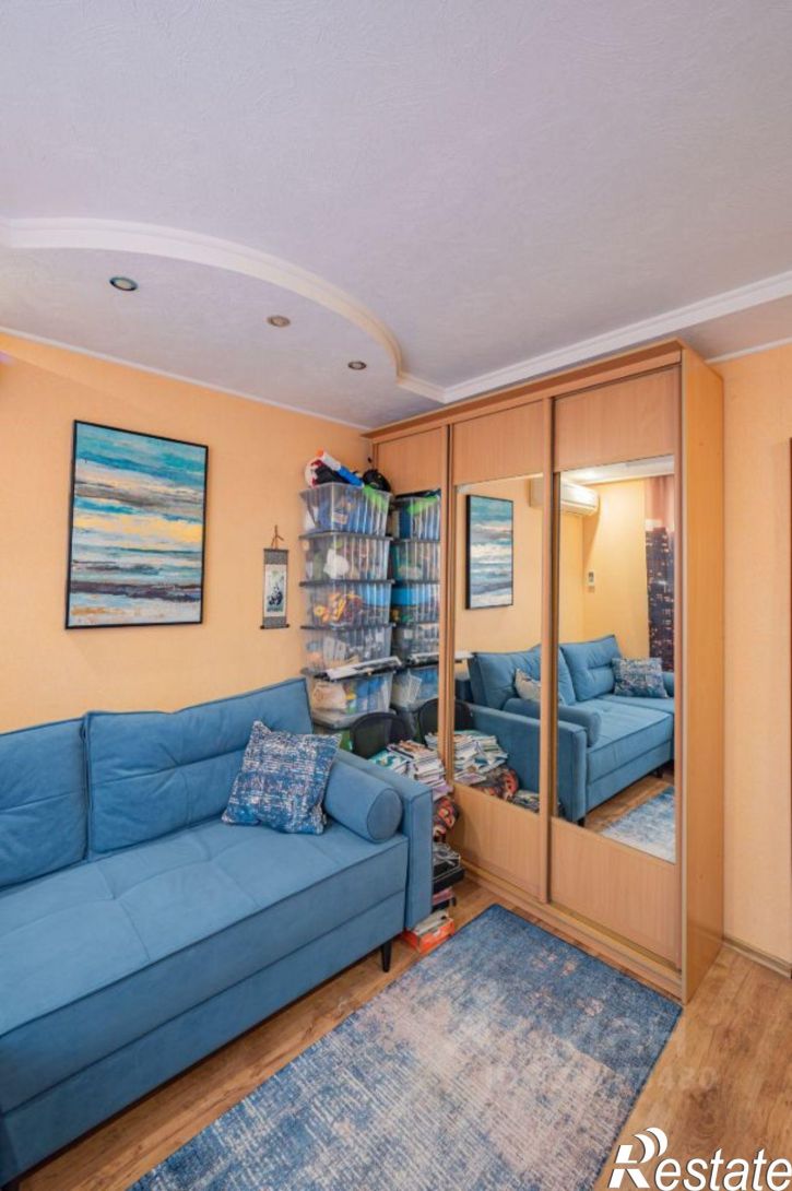 3-комн квартира ул Антонова, 27,  д. 27