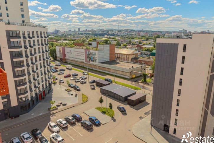 2-комн квартира улица Пожарского, 1,  д. 1