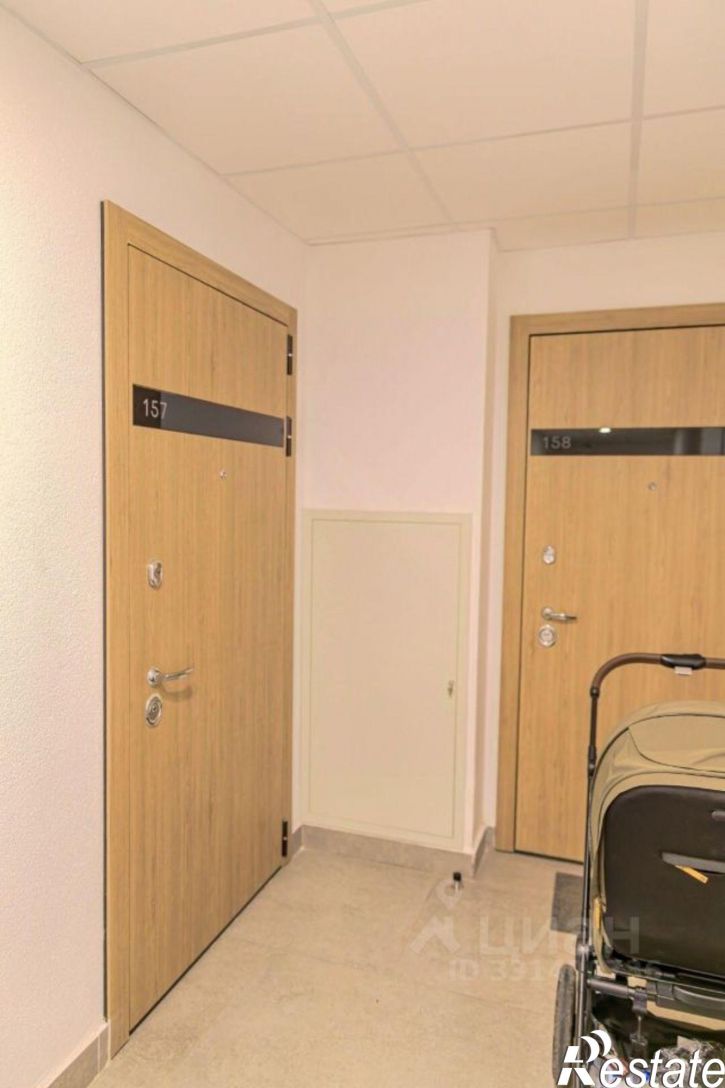 2-комн квартира улица Пожарского, 1,  д. 1