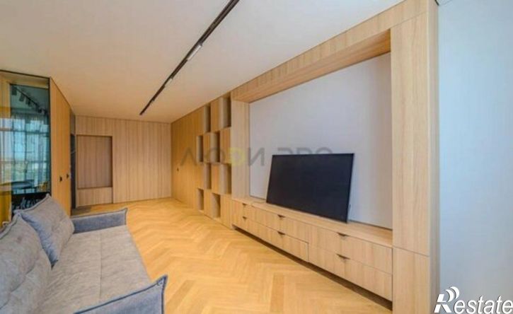 3-комн квартира ул Лозицкой, 1А,  д. 1А