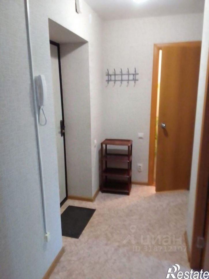 2-комн квартира ул Сузюмова, 10,  д. 10