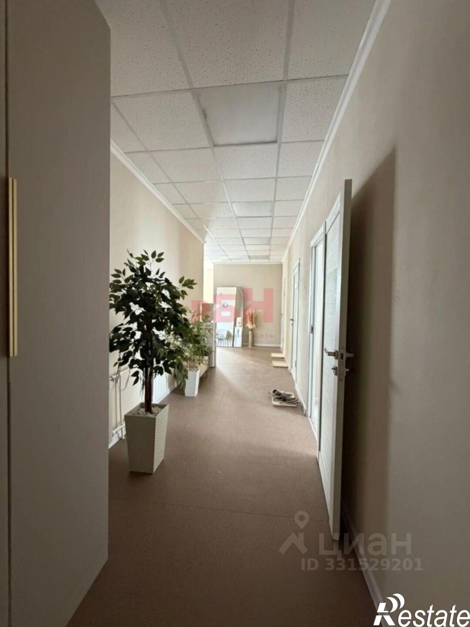 Купить офис, помещение под офис за 49 986 300 рублей на ул Московская, 71
