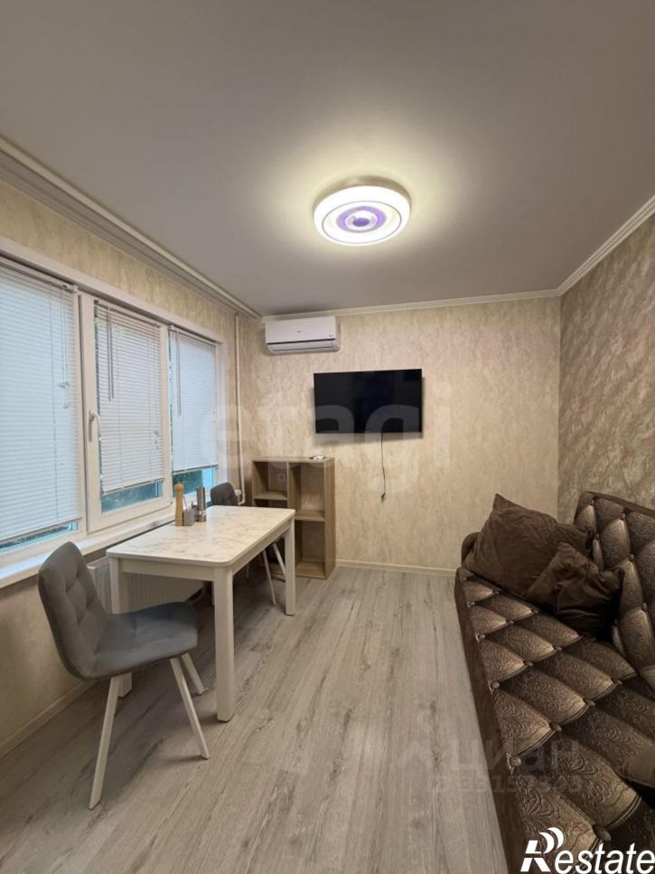 1-комн квартира ул Кижеватова, 3,  д. 3