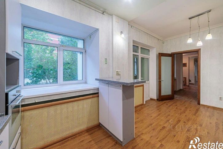 4-комн квартира ул Мира, 51,  д. 51