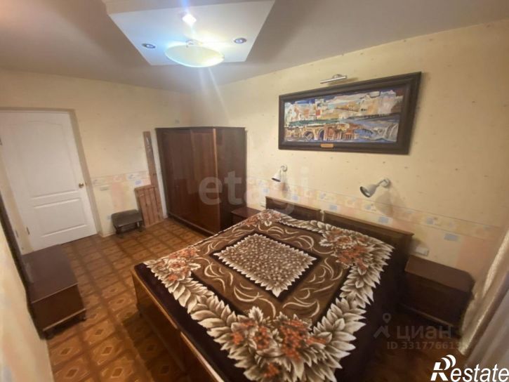 3-комн квартира ул Кулакова, 1,  д. 1