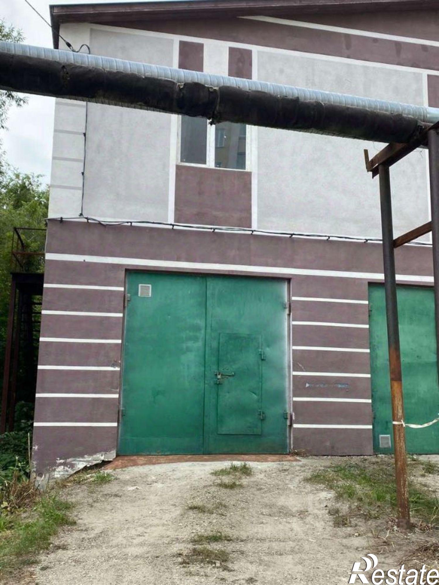 Купить гараж, место в паркинге за 1 700 020 рублей на ул Суворова, 180В