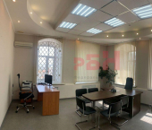 офис 301 кв м, этаж 2/2 ул Карла Маркса, 24
