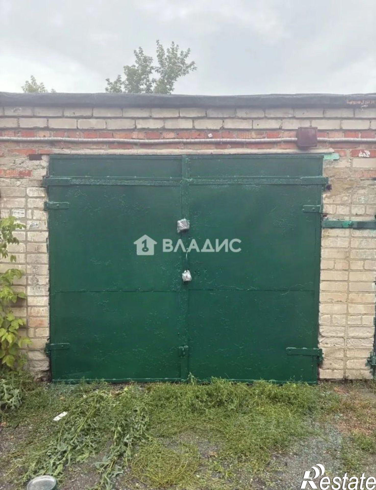 Купить гараж, место в паркинге за 990 010 рублей на ул Фурманова, 15В