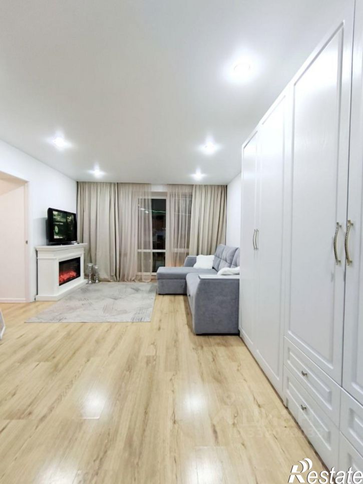 2-комн квартира ул Генерала Глазунова, 3,  д. 3