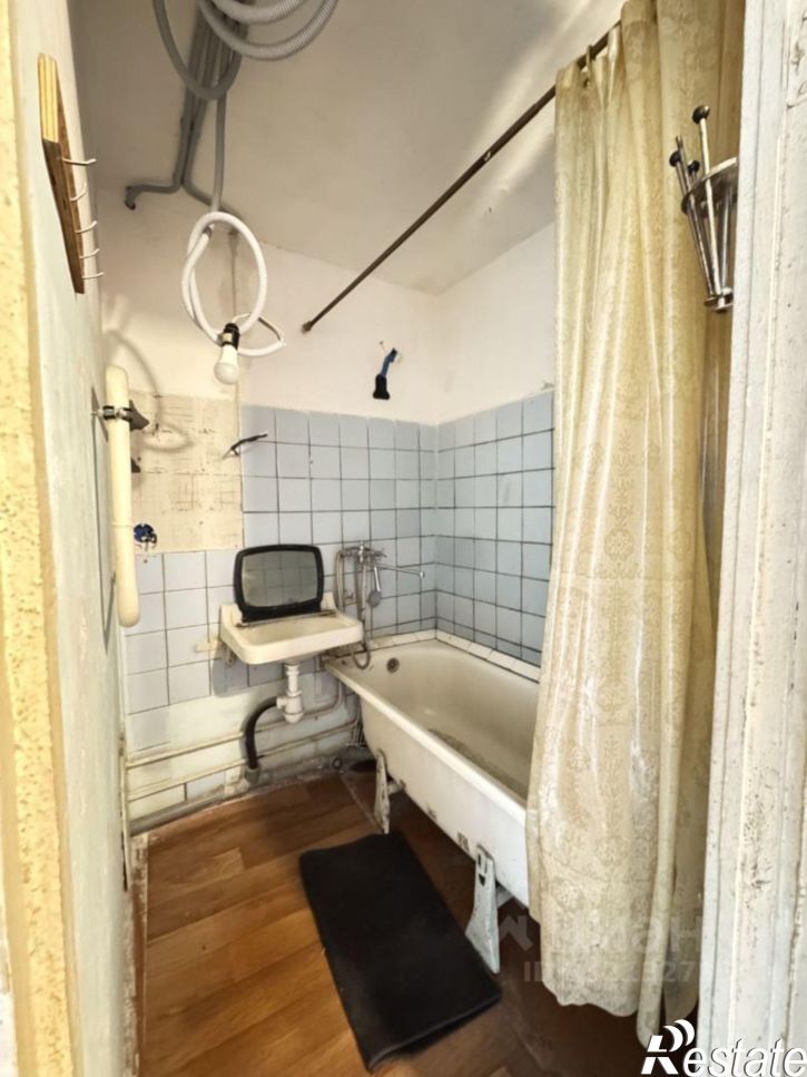 2-комн квартира ул 8 Марта, 19,  д. 19