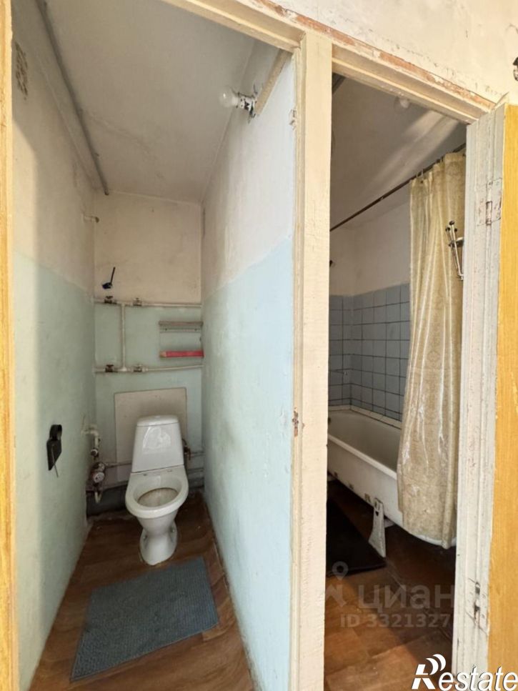 2-комн квартира ул 8 Марта, 19,  д. 19