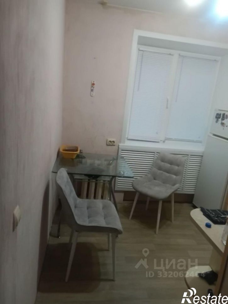 2-комн квартира ул Ленинградская, 8,  д. 8