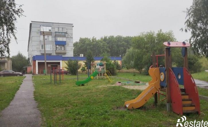 3-комн квартира ул Ушакова, 2,  д. 2