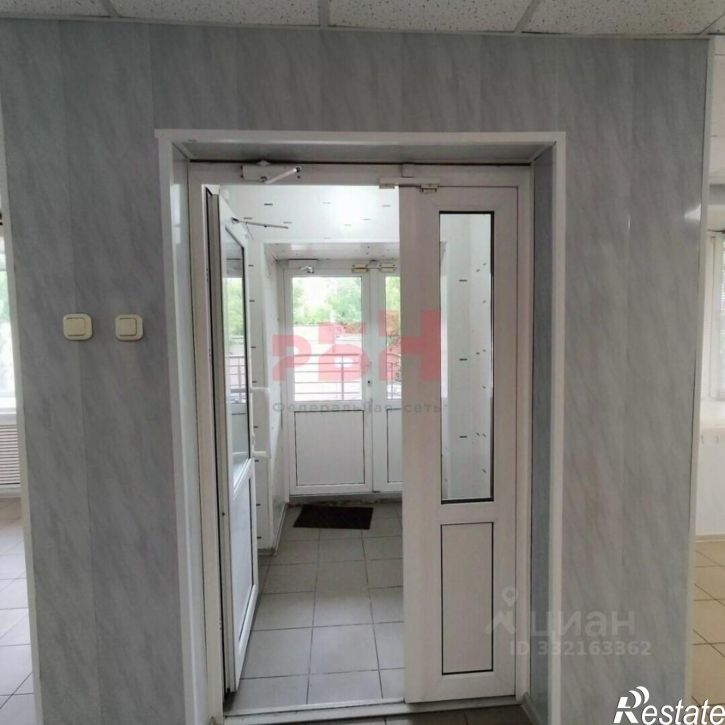 Торговое помещение пр-д Виноградный 5-й, 18,  д. 18