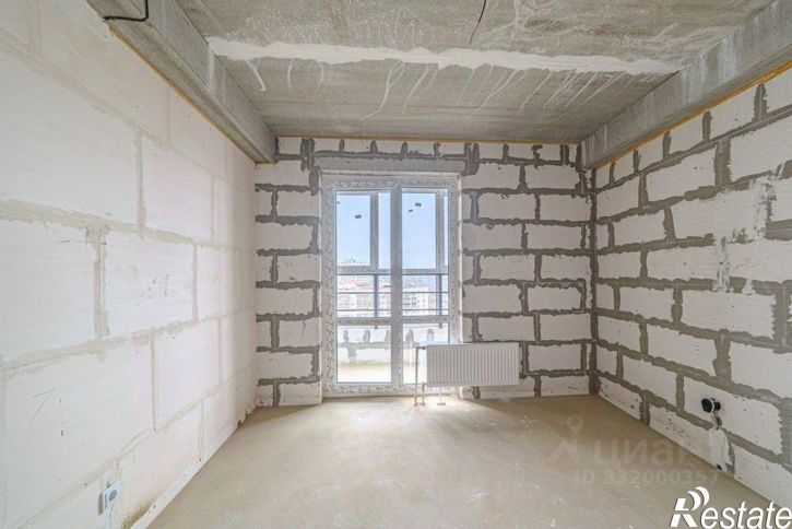 3-комн квартира ул Генерала Глазунова, 4,  д. 4