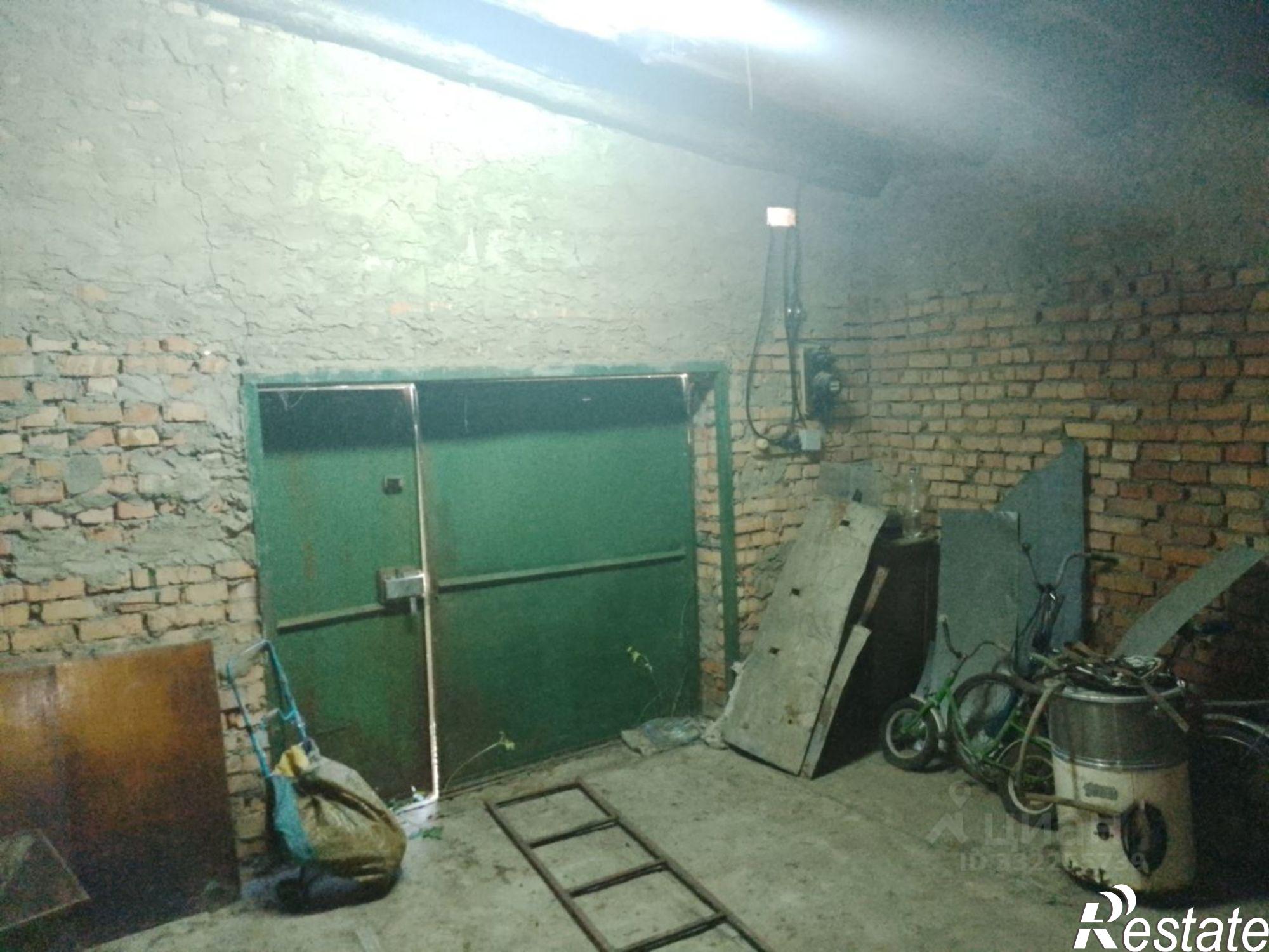 Купить гараж, место в паркинге за 1 100 010 рублей на ул Ягодная, 28