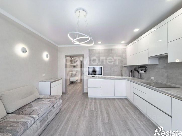 2-комн квартира ул Мира, 40А,  д. 40А