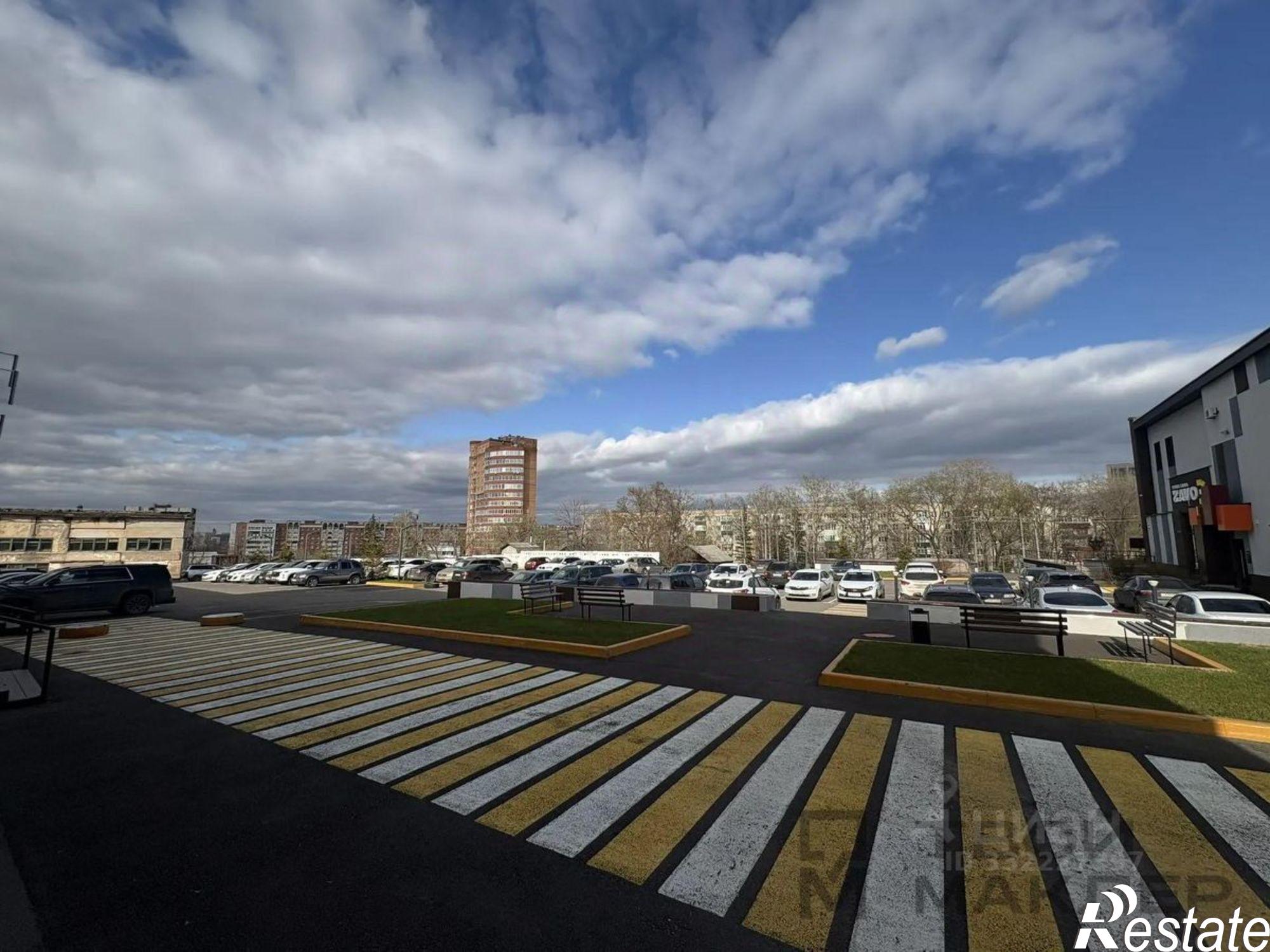 Сдать торговое помещение за 90 000 рублей на ул Захарова, 19