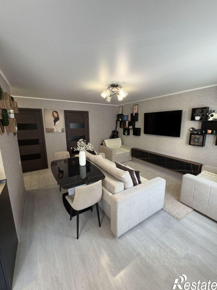 3-комн квартира ул Карпинского, 26,  д. 26