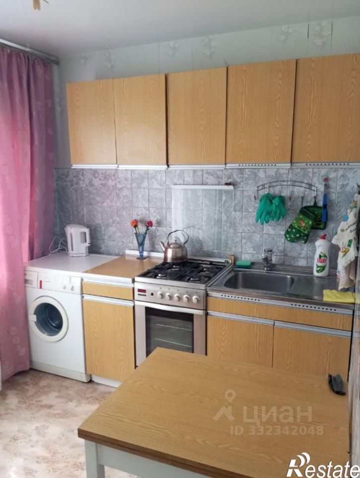 2-комн квартира ул Ладожская, 21,  д. 21