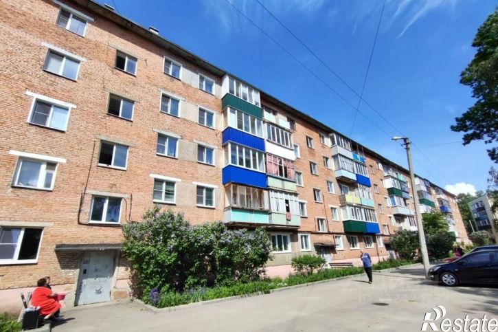 3-комн квартира ул Клары Цеткин, 37,  д. 37