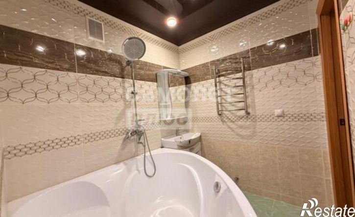 3-комн квартира ул Новоселов, 115,  д. 115