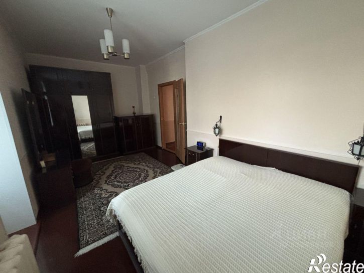 3-комн квартира ул Славы, 5,  д. 5