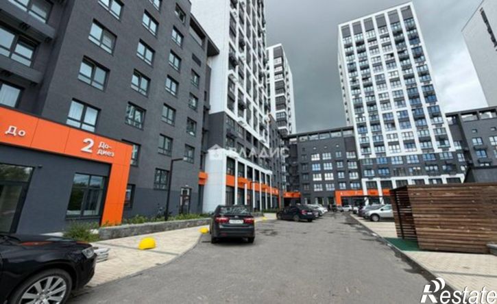 2-комн квартира ул Глазунова, 10,  д. 10